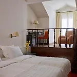 佩尼娜高尔夫度假酒店 5*