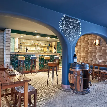 אתר נופש Penina & Golf 5*